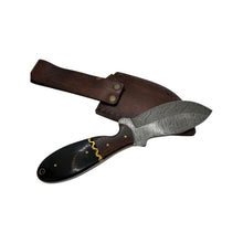 Load image into Gallery viewer, Handmade Damascus Steel Knife - 117mm Blade
